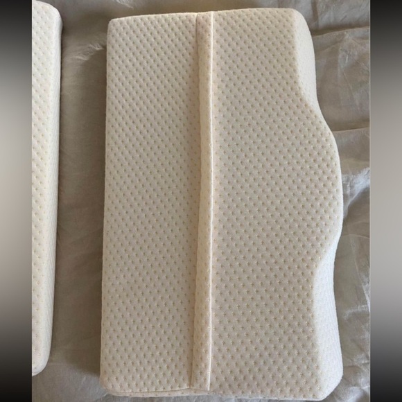 NEW ORTOTEX Chiropractic Pillows (set of 2) - Picture 10 of 10